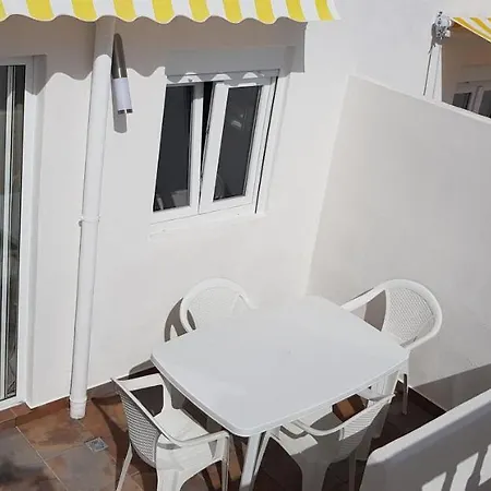 Ferienwohnung Verde, Zentral Tias, Pool, Nur Erwachsene - Adults Only Feriehus Tías
